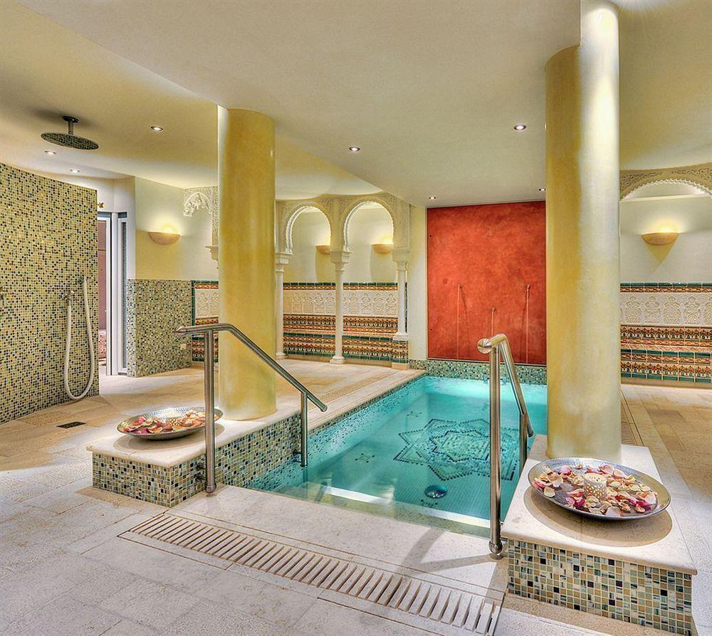 Hotel Boutiquehotel La Casa 5*